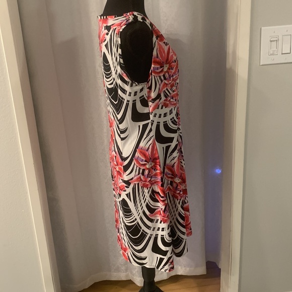 ESSENTIALS Dress Sz: M - Picture 2 of 6